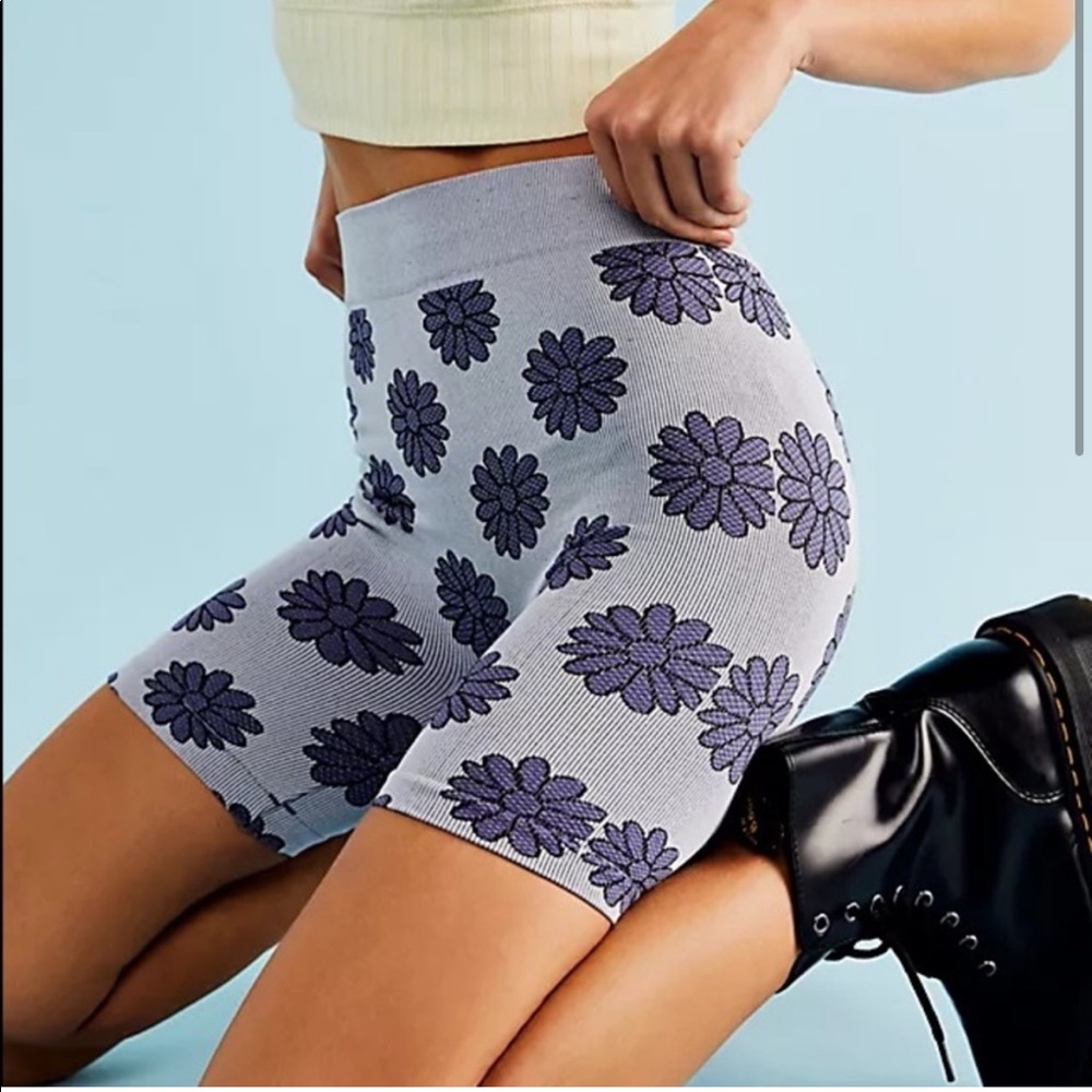 Flower power ribbed intimately Free people bike shorts.